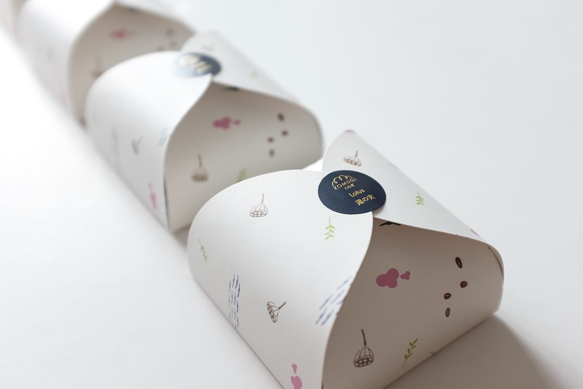 Komugi月餅包裝形象設計，食品vi設計，食品包裝設計，vi設計，深圳vi設計，左右格局