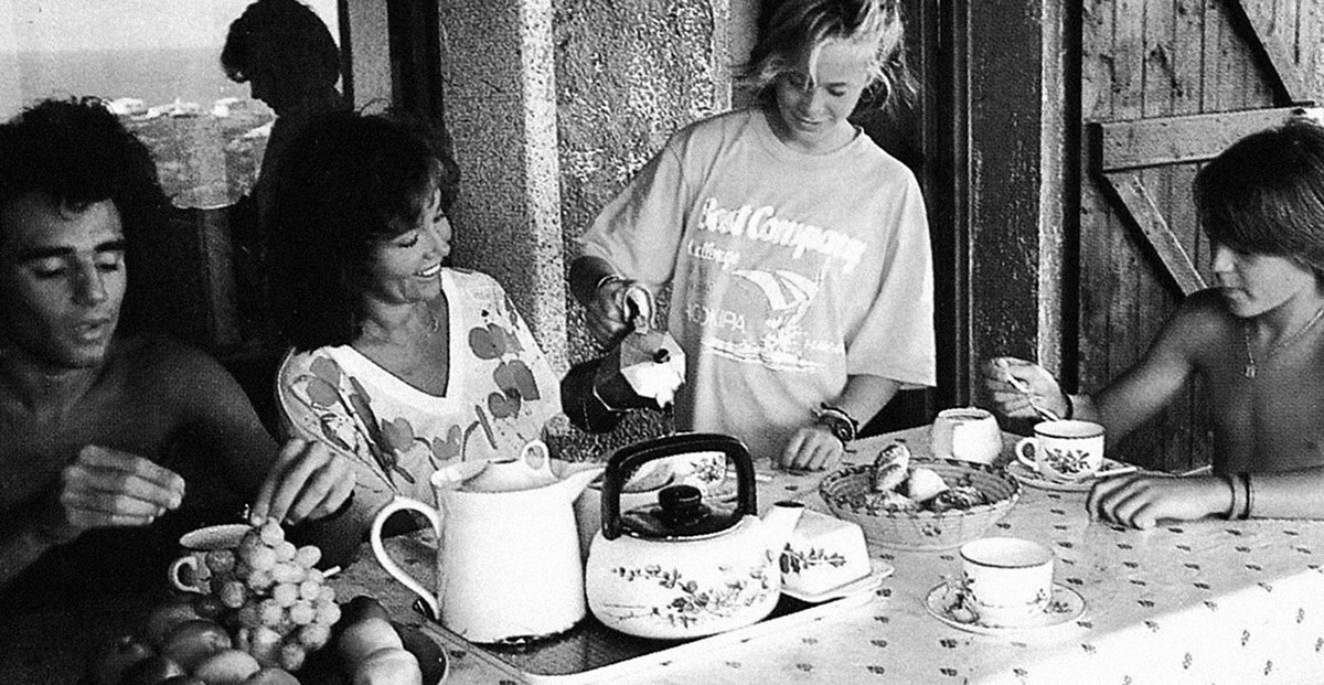 深圳VI設(shè)計(jì) 深圳VI策劃 宣言烤爐屋VI形象設(shè)計(jì) 場景展示