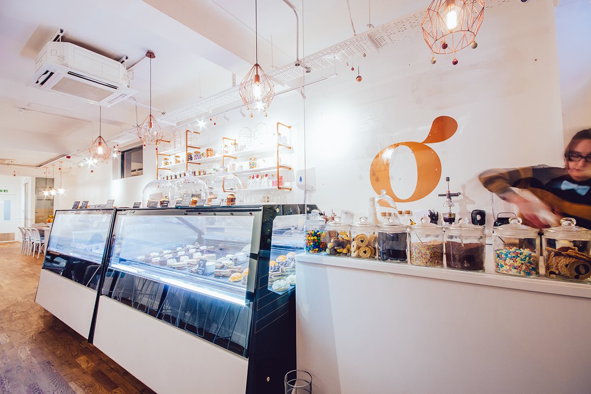 品牌設計、VI設計、標志設計、名片設計、包裝設計、菜單設計、品牌形象設計、餐飲品牌設計