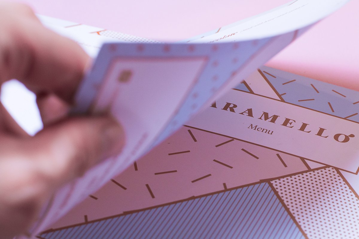 深圳VI設計 深圳VI策劃 “卡拉梅洛”甜品點VI形象設計 標志設計