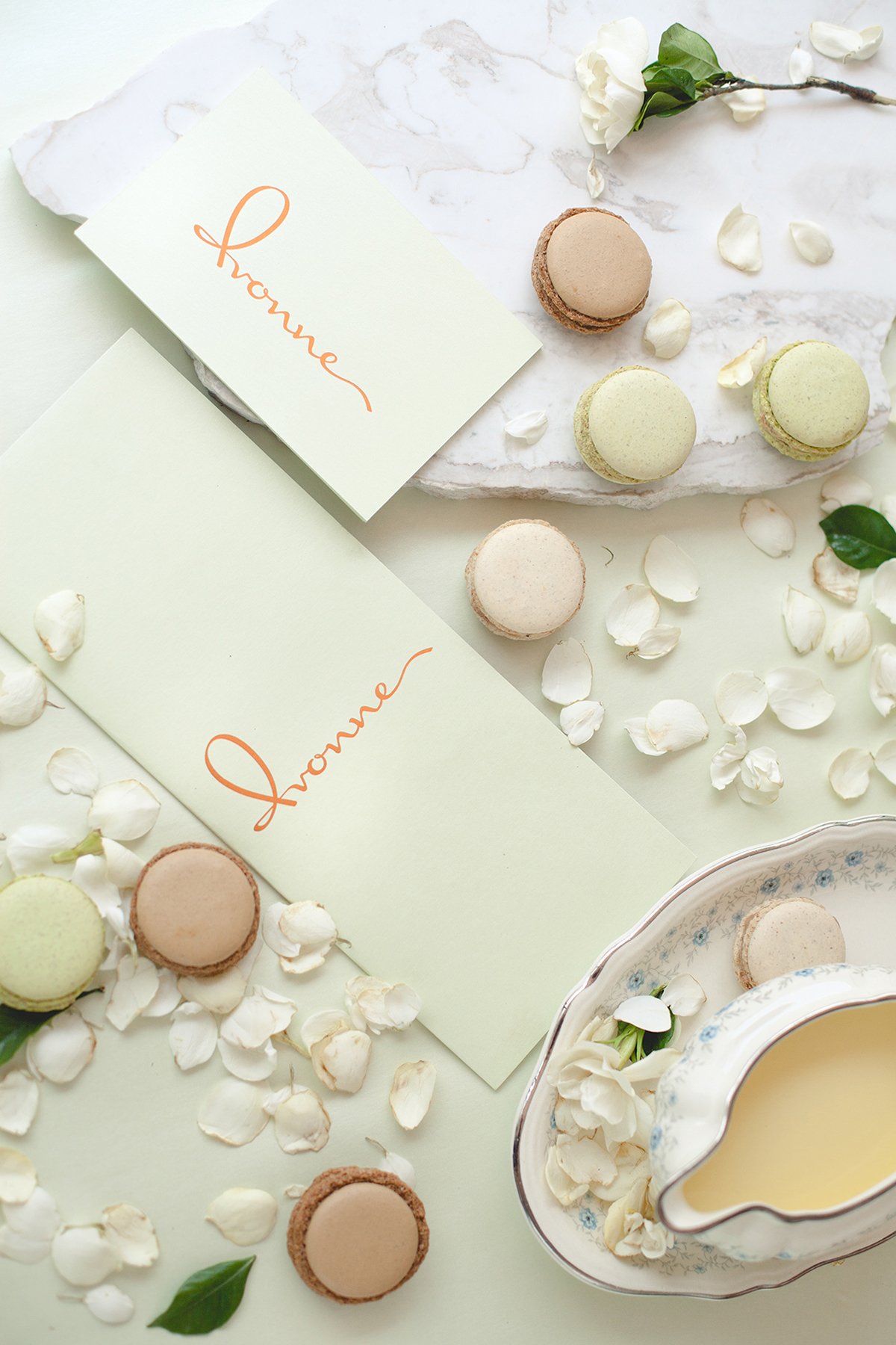 IVONNE社交品牌VI設計欣賞 VI設計、品牌設計、標志設計、名片設計、邀請函設計、社交品牌設計