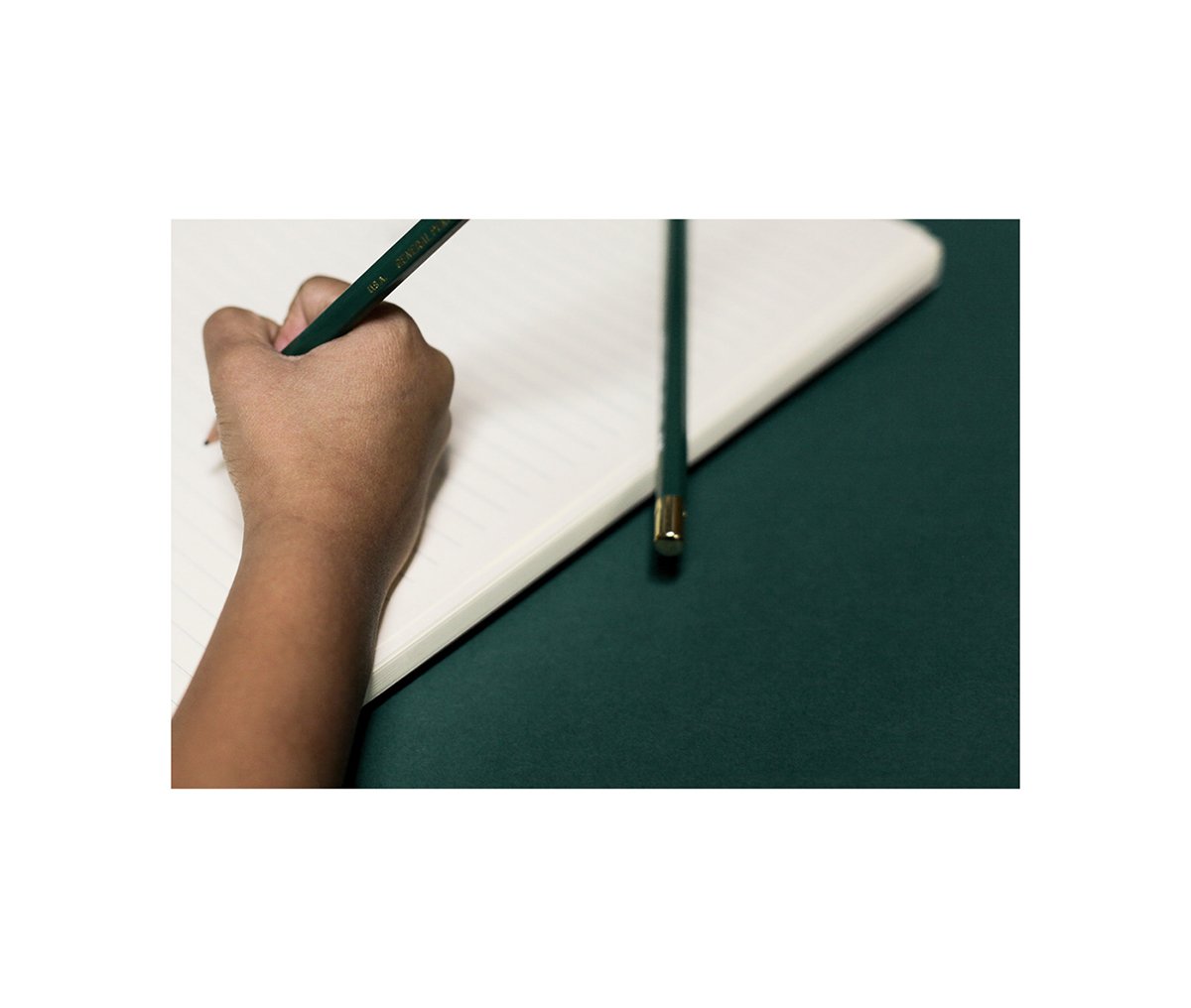 藝術教育機構品牌VI設計和品牌包裝設計 藝術教育機構品牌VI設計和品牌包裝設計,教育機構VI設計,教育機構品牌視覺識別設計,品牌包裝設計,深圳VI設計,深圳品牌視覺識別設計,左右格局