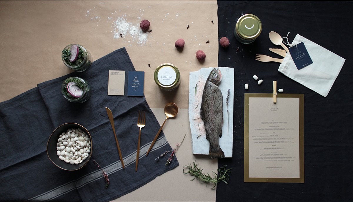 中西結合餐廳品牌vi設計欣賞 中西結合餐廳品牌vi設計欣賞,vi設計,餐飲vi設計,
餐廳vi設計,餐飲品牌形象設計,深圳vi設計,左右格局