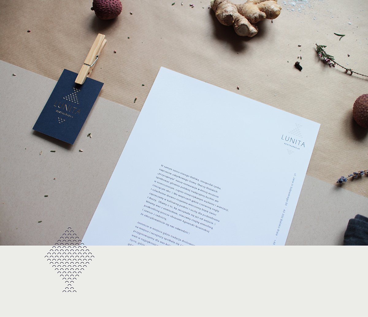 中西結合餐廳品牌vi設計欣賞 中西結合餐廳品牌vi設計欣賞,vi設計,餐飲vi設計,
餐廳vi設計,餐飲品牌形象設計,深圳vi設計,左右格局