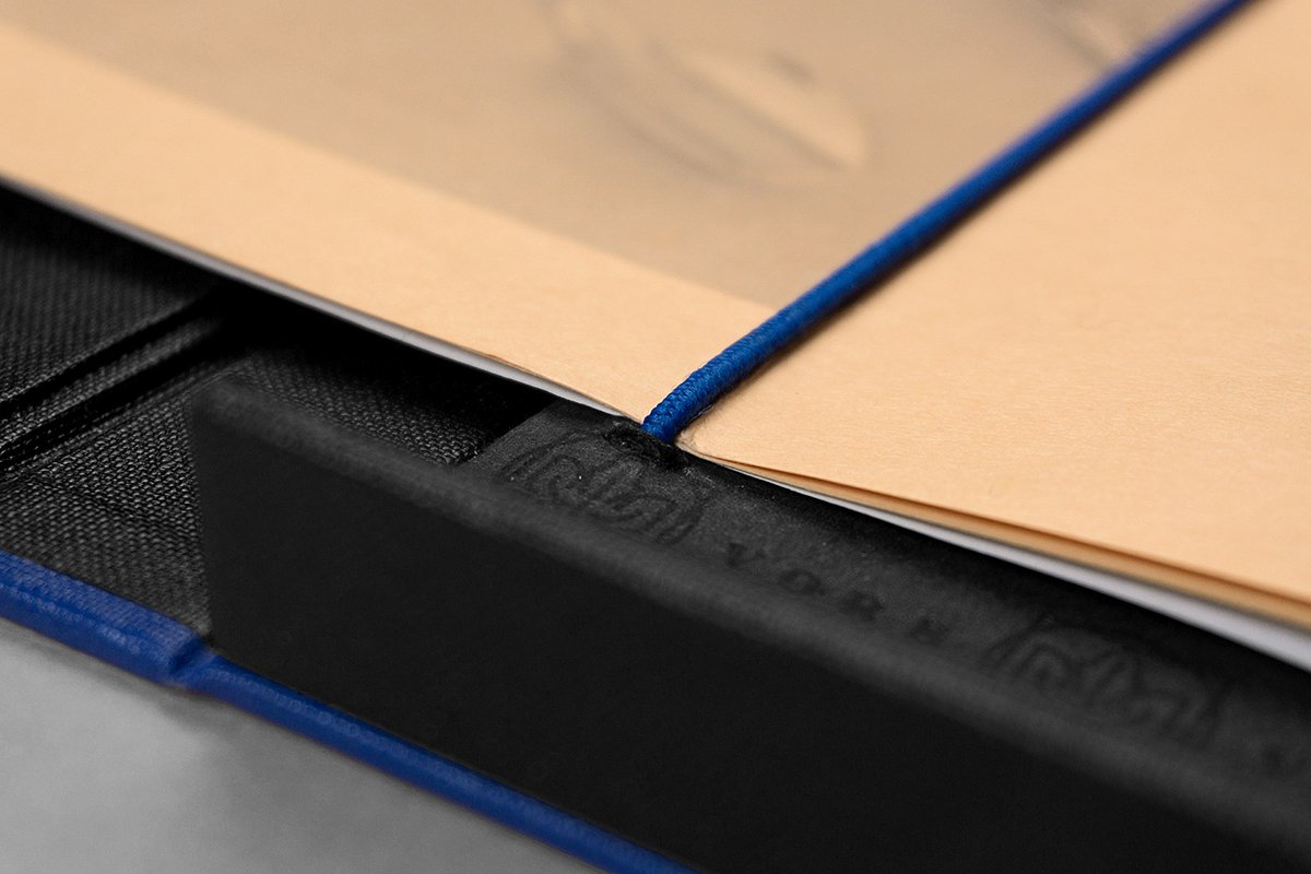 國外高端餐廳應用vi設計 國外高端餐廳應用vi設計,vi設計,餐廳vi設計,高端vi設計,餐廳應用vi設計,深圳vi設計,左右格局