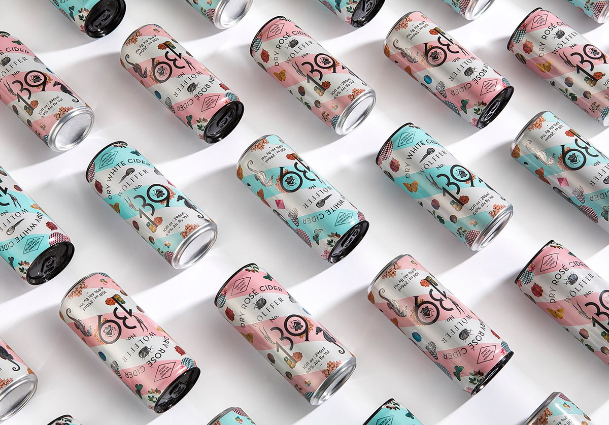 2018網紅飲料品牌VI設計和包裝設計案例，VI設計，品牌VI設計，飲料VI設計，飲料包裝設計，網紅品牌VI設計，深圳VI設計，左右格局