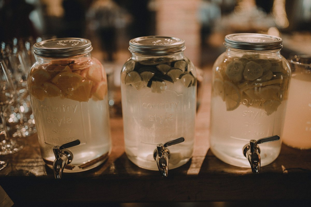 國外民宿酒店品牌vi設計和標志設計，品牌設計，品牌vi設計，標志設計，酒店vi設計，民宿vi設計，深圳vi設計，左右格局