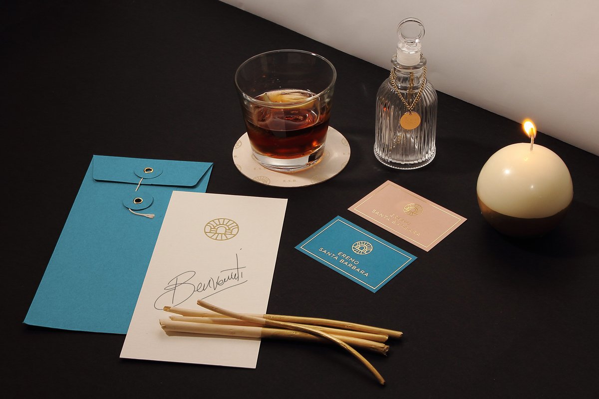 國外民宿酒店品牌vi設(shè)計(jì)和標(biāo)志設(shè)計(jì) 國外民宿酒店品牌vi設(shè)計(jì)和標(biāo)志設(shè)計(jì),品牌設(shè)計(jì),品牌vi設(shè)計(jì),標(biāo)志設(shè)計(jì),酒店vi設(shè)計(jì),民宿vi設(shè)計(jì),深圳vi設(shè)計(jì),左右格局