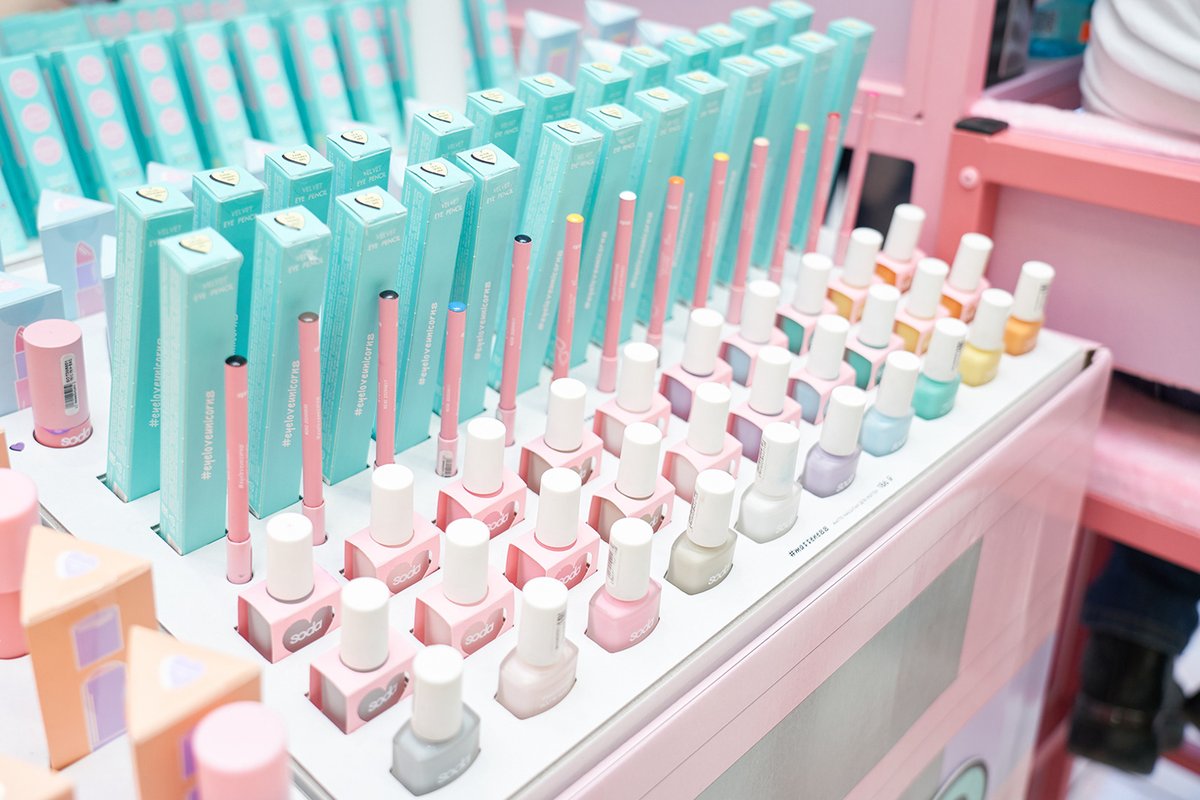 全新Soda化妝品品牌vi設計和圖標設計案例 全新Soda化妝品品牌vi設計和圖標設計案例,vi設計,視覺形象設計,化妝品品牌vi設計,圖標設計,化妝品vi設計,品牌vi設計,vi品牌策劃,深圳vi設計,左右格局