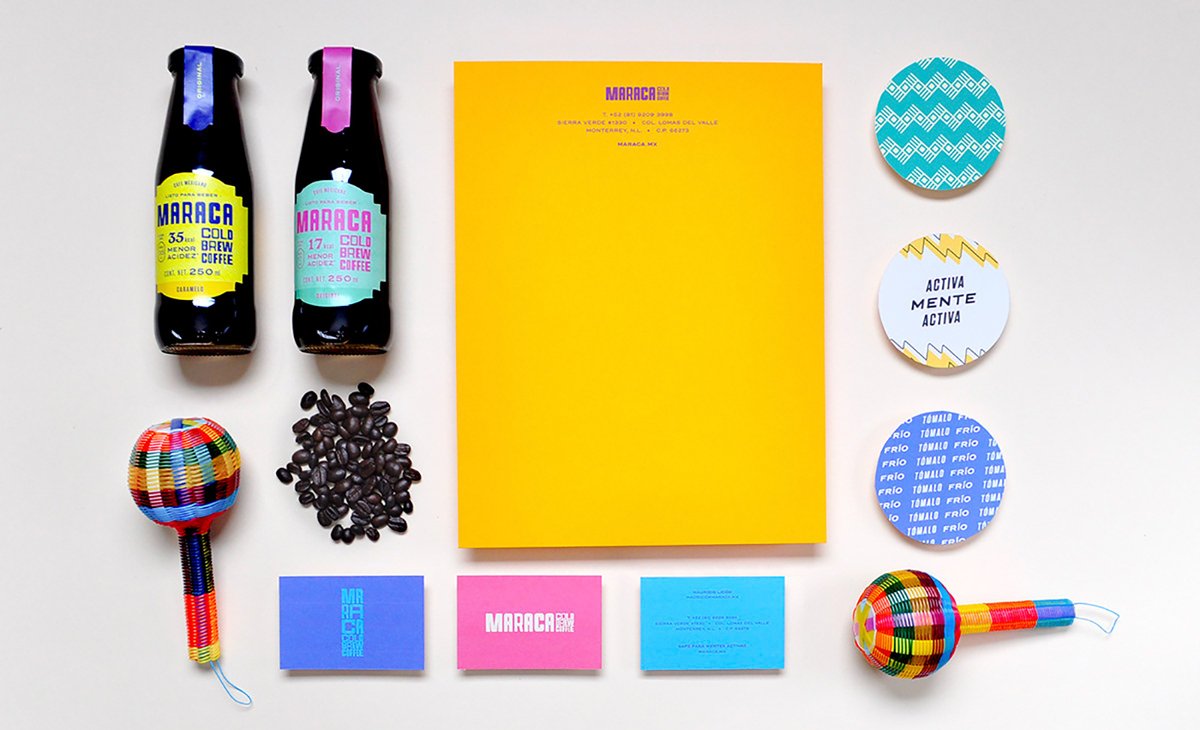 冷咖啡 Maraca 品牌vi設計及插圖包裝的應用案例 冷咖啡 Maraca 品牌vi設計及插圖包裝的應用案例,包裝vi設計,冷咖啡品牌vi設計,餐飲vi設計,品牌策劃,深圳vi設計,左右格局