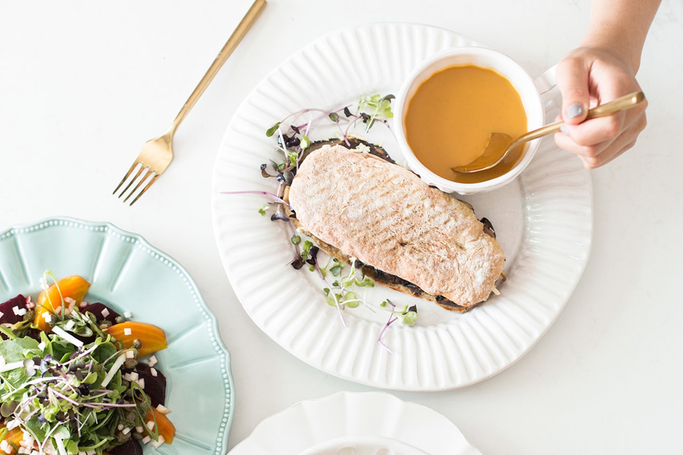 高檔烘焙咖啡廳品牌vi視覺設(shè)計案例，食品VI設(shè)計，食品包裝設(shè)計，品牌視覺設(shè)計，深圳VI設(shè)計，左右格局