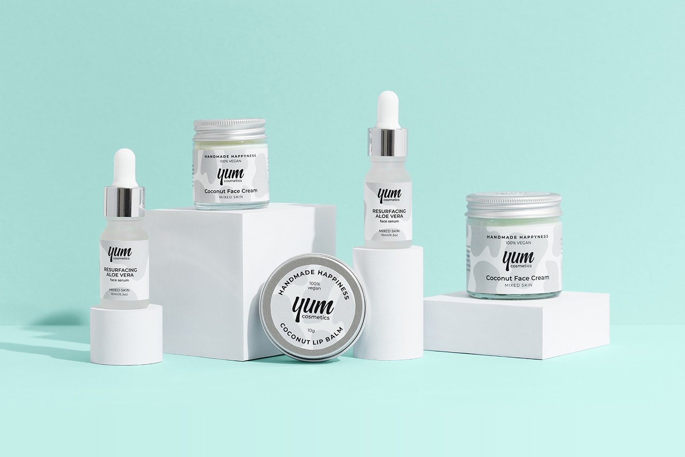 Yum高級手工零售化妝品精品店品牌VI設計，化妝品VI設計，高端VI設計，品牌視覺設計，深圳VI設計，左右格局