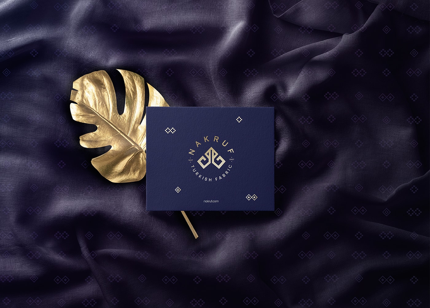 服裝VI設(shè)計，品牌視覺設(shè)計，品牌全案策劃，深圳VI設(shè)計，左右格局