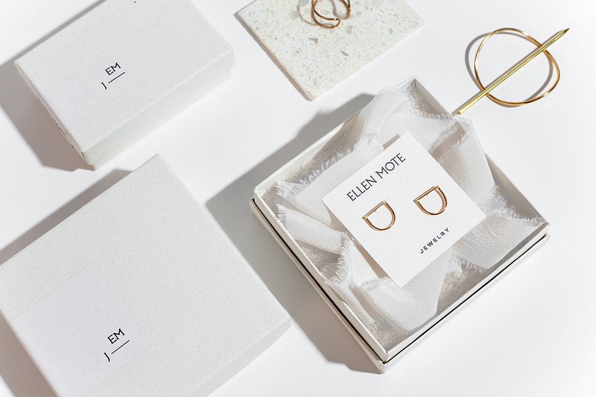 時尚簡約 Ellen Mote 珠寶品牌VI設(shè)計和品牌重塑，珠寶品牌VI設(shè)計，珠寶網(wǎng)站設(shè)計，品牌戰(zhàn)略升級， 深圳VI設(shè)計，左右格局