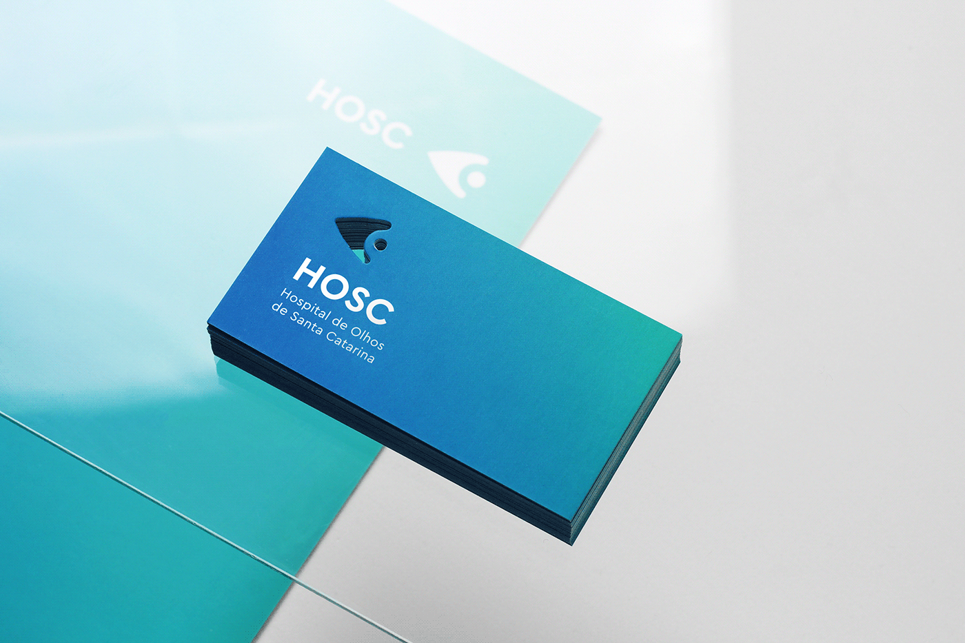 HOSC知名眼科醫(yī)院品牌VI設(shè)計(jì)和標(biāo)識(shí)設(shè)計(jì) 醫(yī)療VI設(shè)計(jì),品牌標(biāo)識(shí)設(shè)計(jì),深圳VI設(shè)計(jì),左右格局