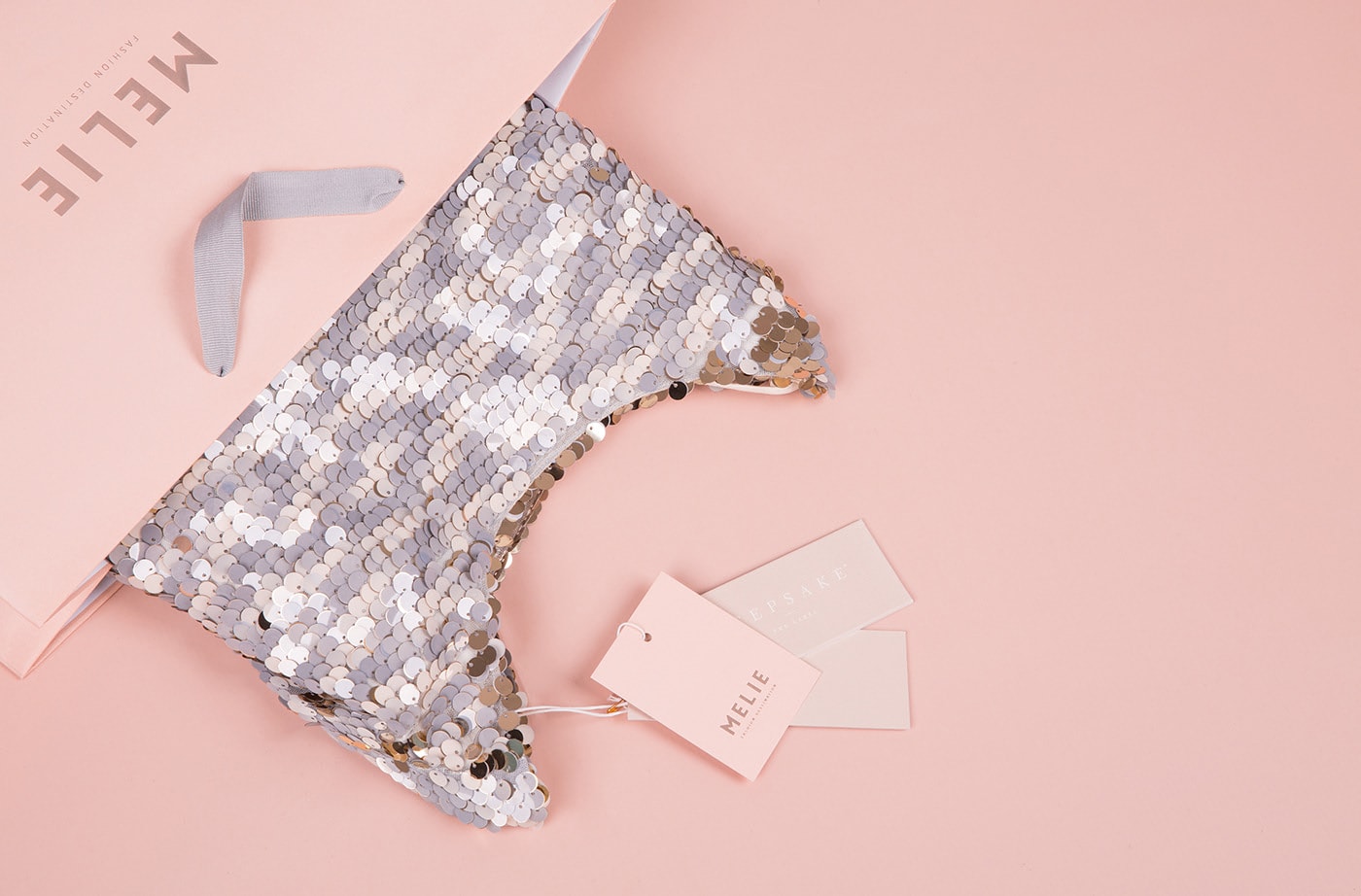 服飾VI設(shè)計，服裝品牌全案策劃，深圳VI設(shè)計，左右格局