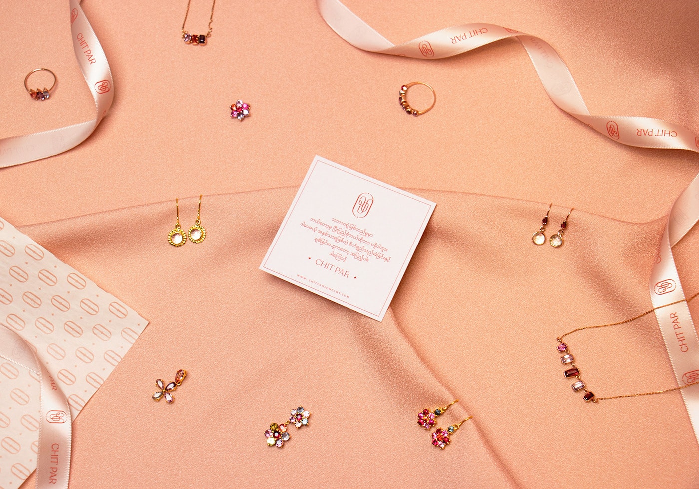 時尚首飾珠寶品牌包裝設(shè)計樹立與眾不同的視覺形象，珠寶首飾VI設(shè)計，時尚VI設(shè)計，VI形象設(shè)計，品牌包裝設(shè)計