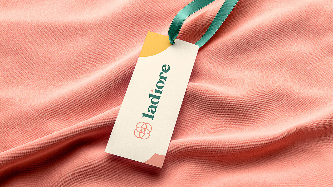 時尚品牌女性配飾vi設(shè)計樹立年輕化的視覺識別形象 配飾vi設(shè)計,時尚品牌vi設(shè)計,vi形象設(shè)計,深圳vi設(shè)計公司