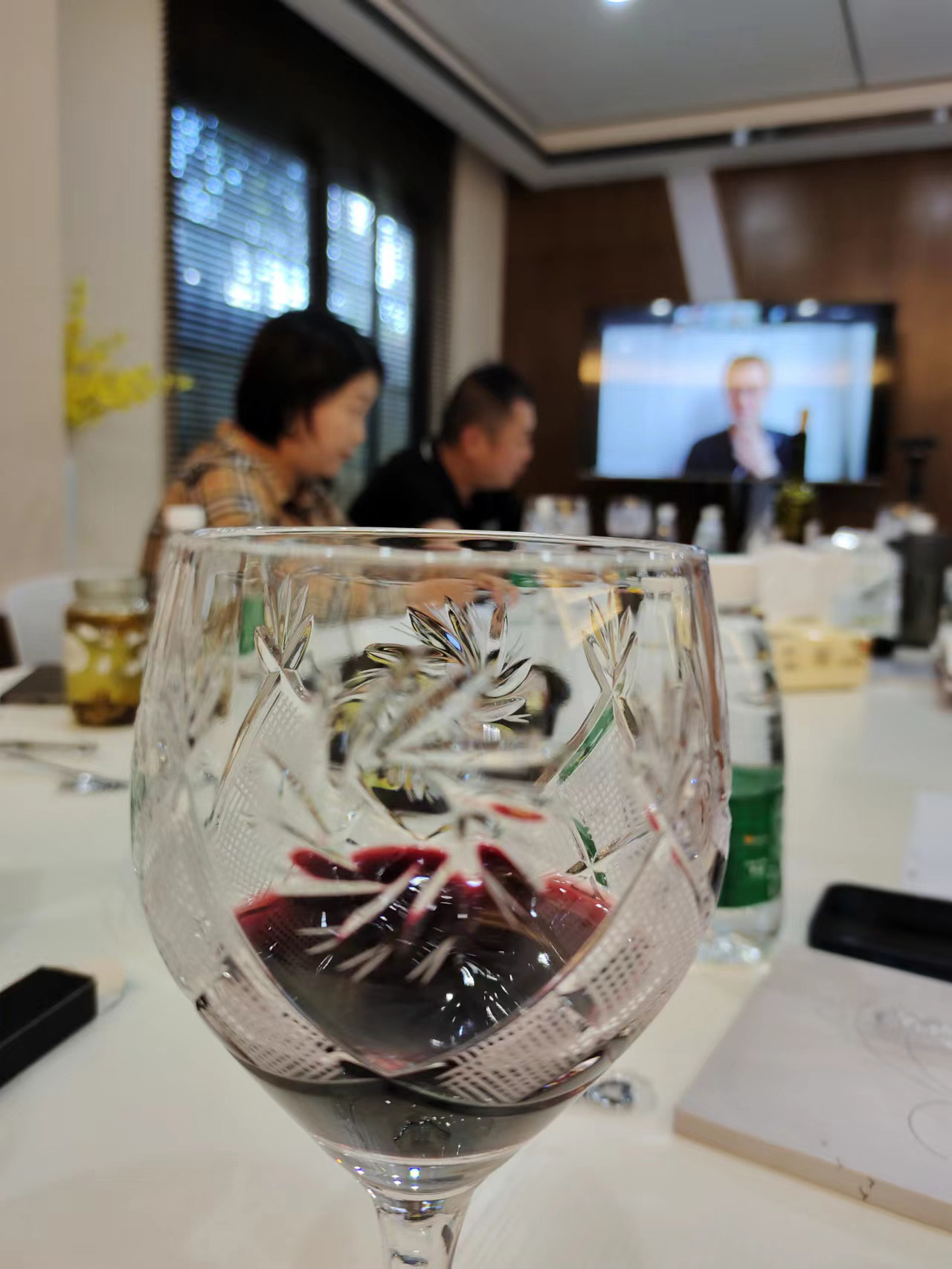 左右企業文化 左右企業文化